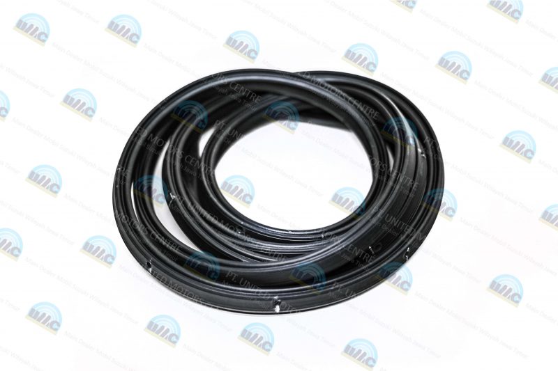 Karet Seal Pintu Depan Katana
